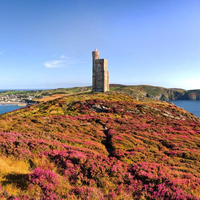 How has the Isle of Man pioneered the registration of private and corporate aircraft?