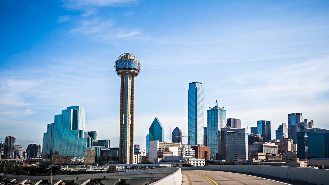 dallas texas city skyline and downtown