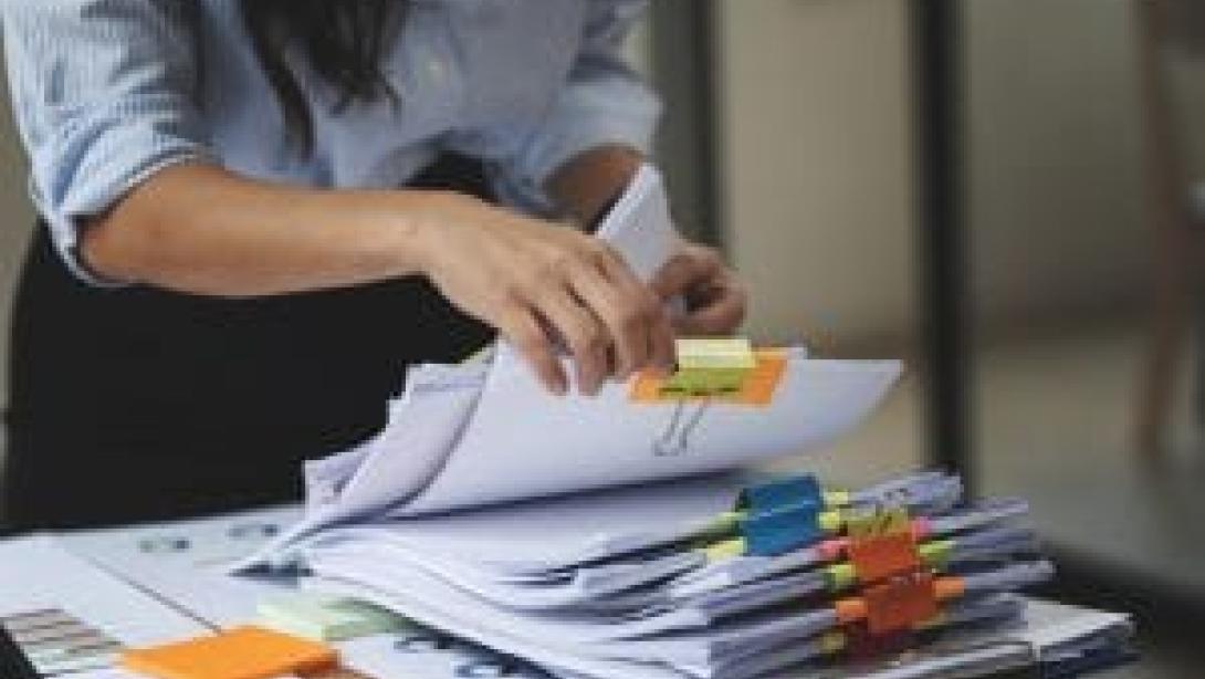 Lady filing